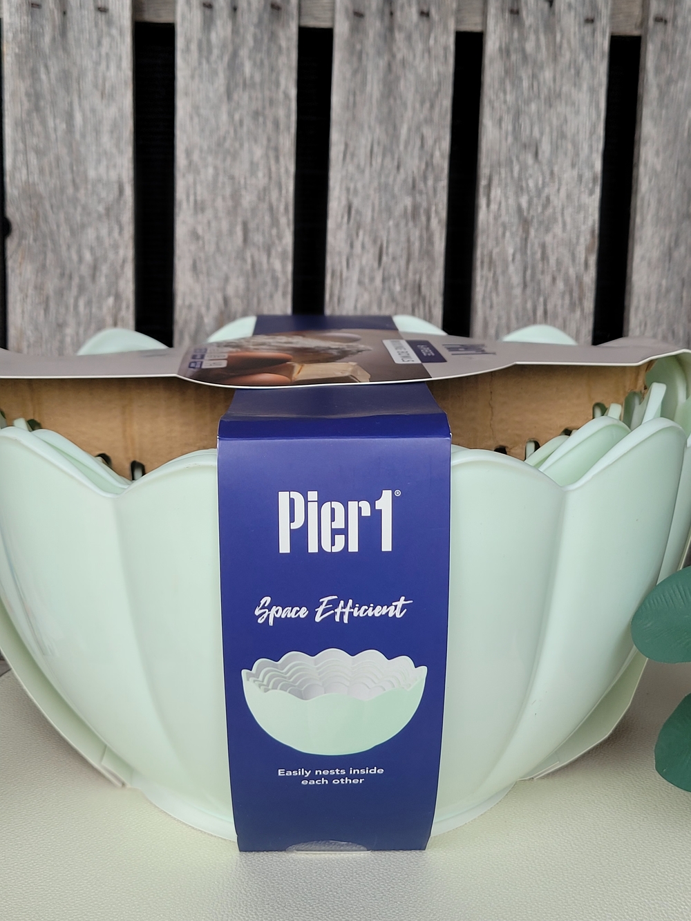 Pier 1 Mint Green Scalloped 6-Piece Mixing Bowl Set - Picture 3 of 6